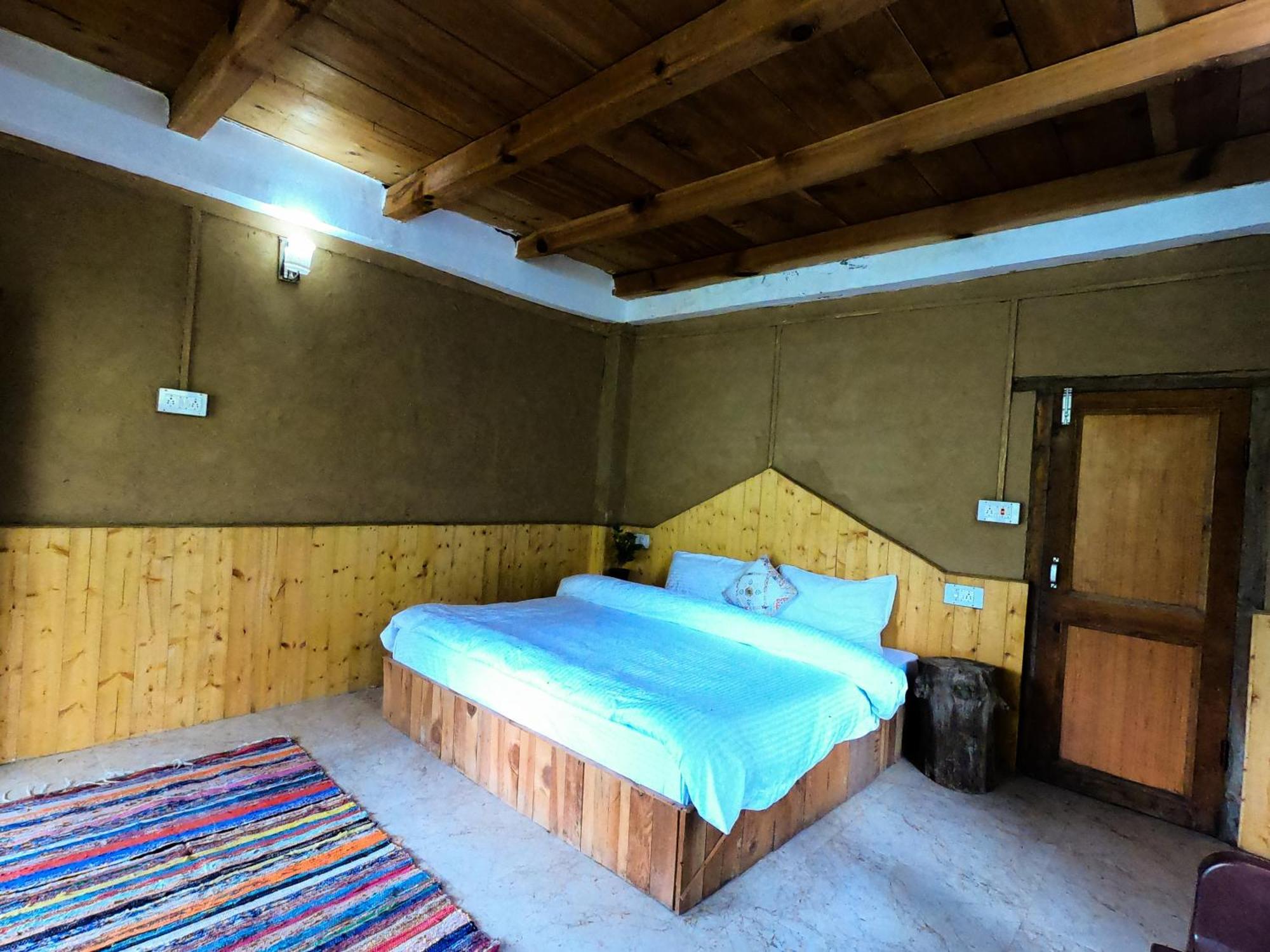 Tirthan Ecostay Gushaini Exterior photo