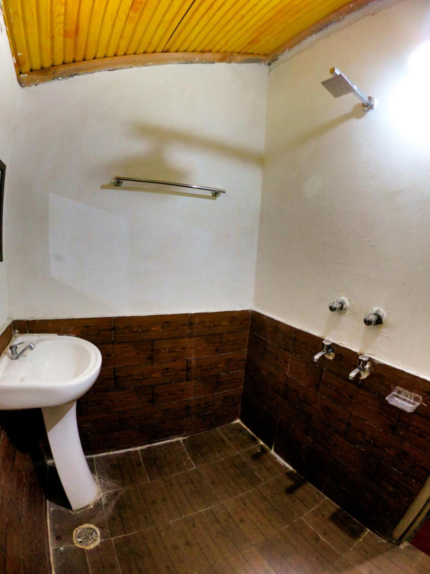 Tirthan Ecostay Gushaini Exterior photo