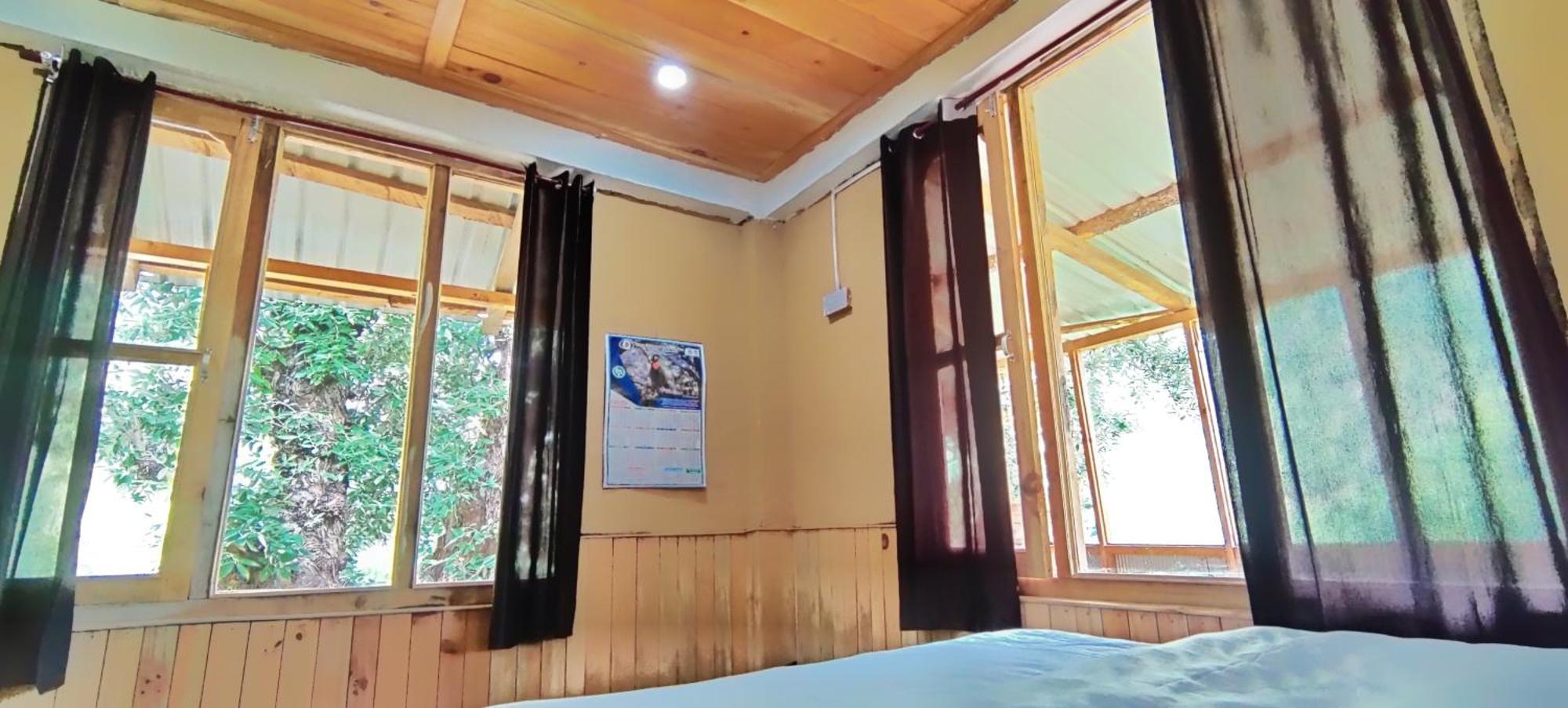 Tirthan Ecostay Gushaini Exterior photo